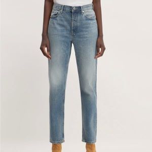 90’s Cheeky Everlane Jeans